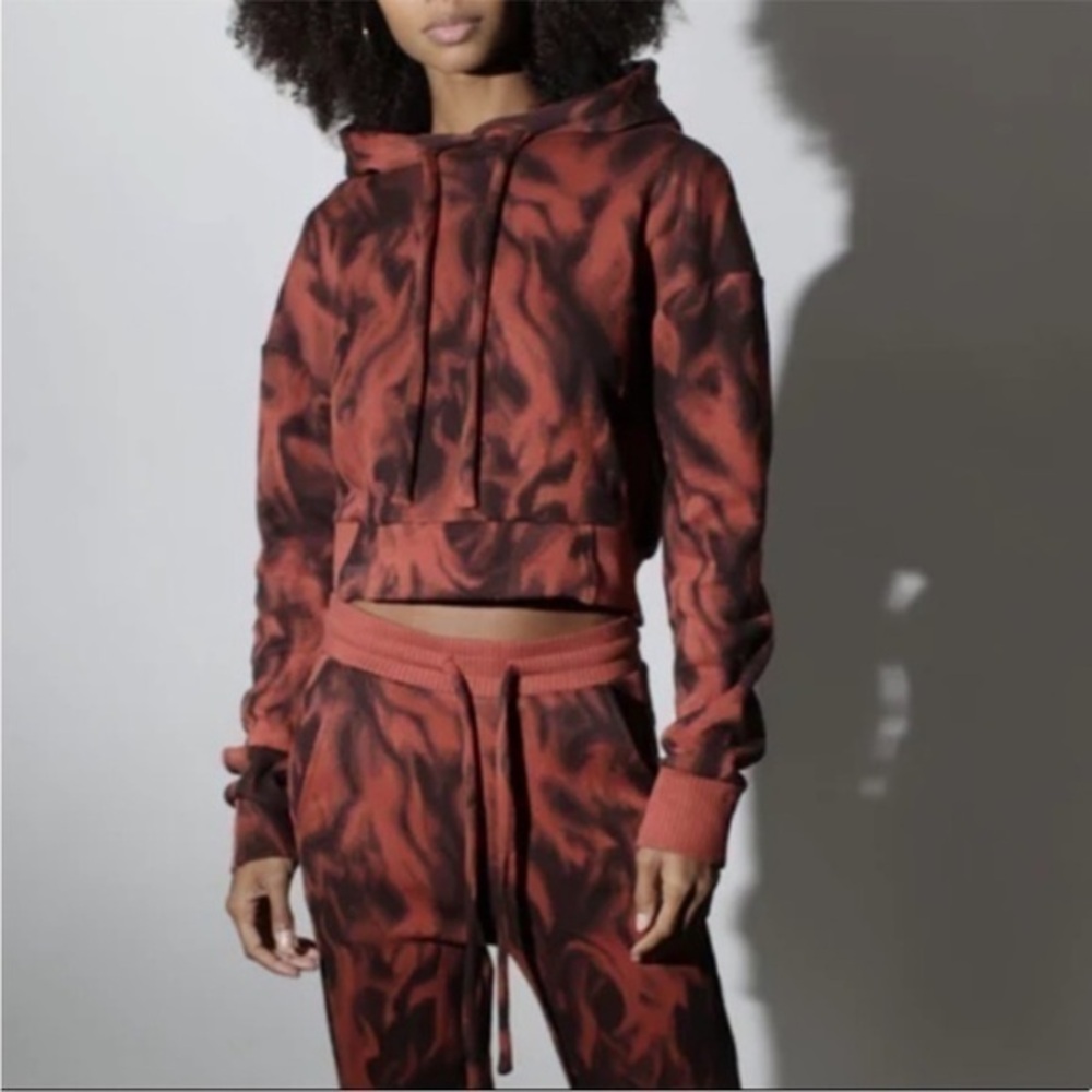 TWENTY MONTREAL Flames Hyper Reality
Knit Hoodie Furnace size Small